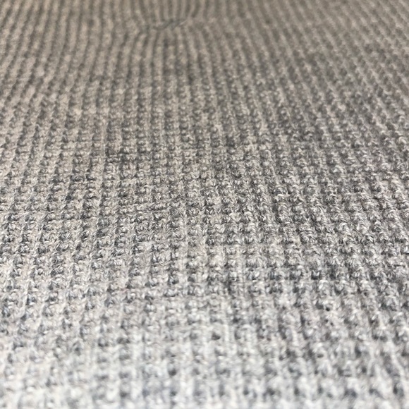 Michael Kors Men's wool blend sweater. EUC - Picture 9 of 9